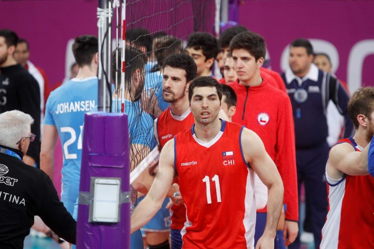 Vicente Parraguirre, seleccionado nacional de vóleibol: “Es un gran honor poder jugar en el Arena Parque O’Higgins” 5 WhatsApp Image 2023-06-21 at 16.28.18 (1)