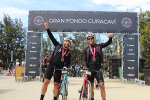 Nicolás Cabrera y Paola Muñoz se lucieron en el Gran Fondo Curacaví by Kross 1 Granfondo