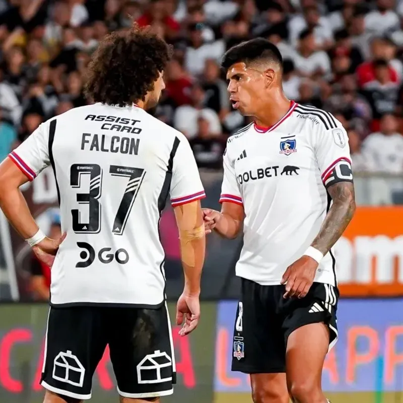 Maximiliano Falcón y Esteban Pávez calientan el partido ante River Plate 7 descarga