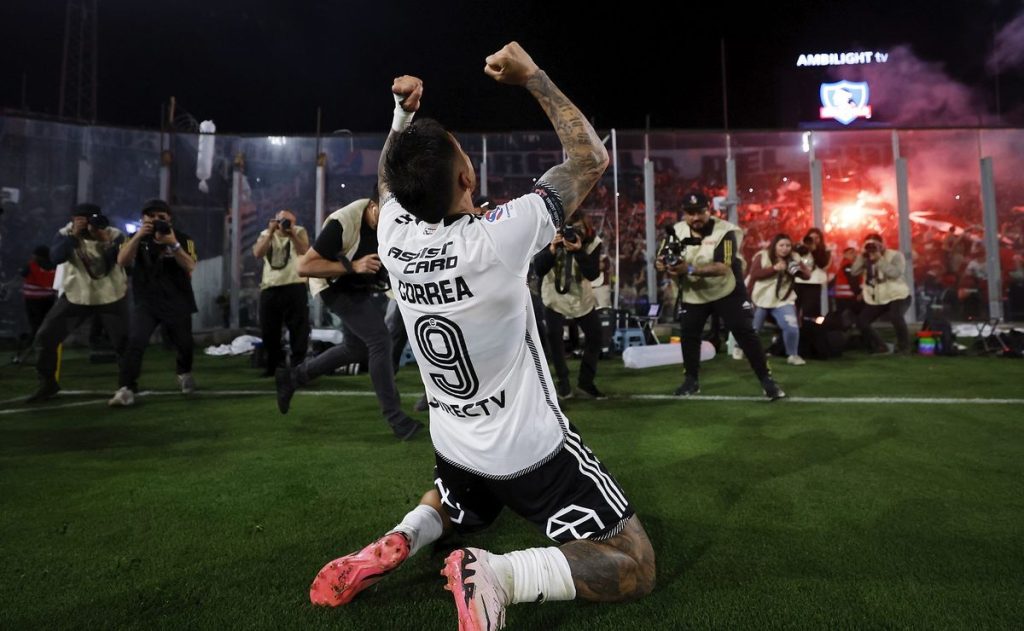 Colo Colo se impuso a Universidad Católica por 1-0 en un emocionante encuentro 10 image