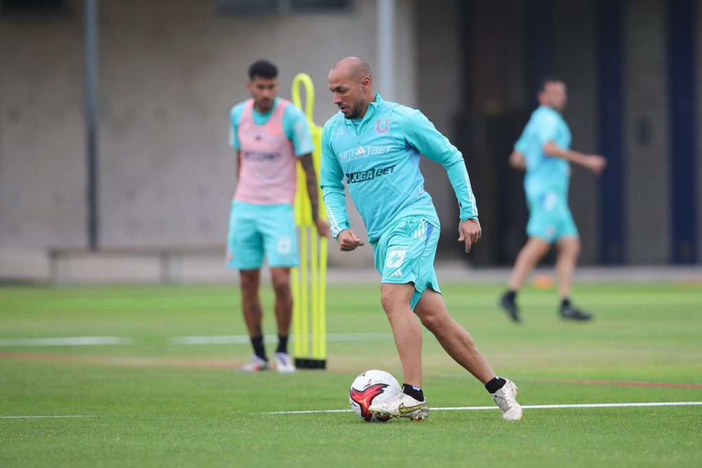 La U afina los últimos detalles para su duelo ante Godoy Cruz 11 WhatsApp Image 2025 01 08 at 09.43.38