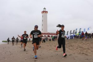 Hugo Catrileo, maratonista olímpico chileno, inicia su preparación para el Mundial de Tokio corriendo el BCI Run and Sand 2025 en La Serena 1 Corrida Faro