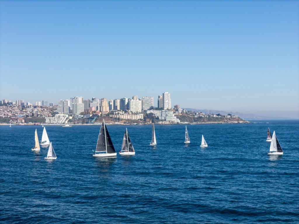 Falta de viento añade suspenso a la final del campeonato nacional de veleros oceánicos 12 WhatsApp Image 2025 05 10 at 18.28.48