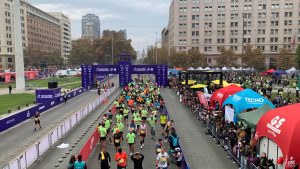 El chileno Carlos Diaz y la peruana Jovana de la Cruz se coronan campeones del Maratón de Santiago 2025 3 WhatsApp Image 2025 05 18 at 23.09.54 1