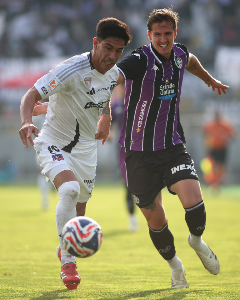 Dos errores y dos goles: Colo-Colo cae 2-0 ante el Real Valladolid 20 PNG image
