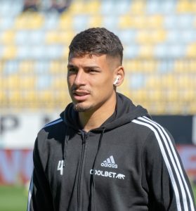 Alan Saldivia sobre su futuro: “yo me preocupo del domingo, que tenemos un partido muy importante para todos” 1 Alan Saldivia Everton v Colo Colo 20230806 02