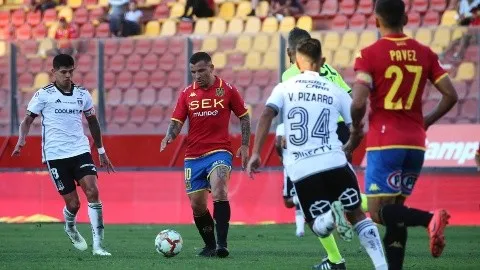 Colo Colo se impuso a Unión Española en el Estadio Santa Laura 11
