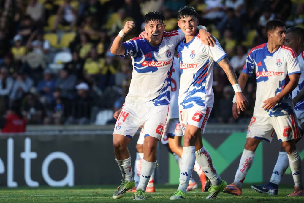 La U se levanta tras la salida de Meneghini y derrota a Coquimbo Unido 17 IMG 5368