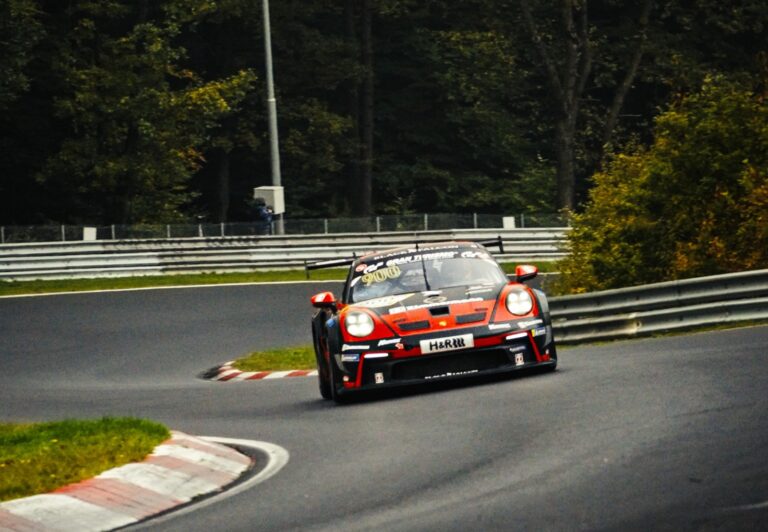 Benjamín Hites compite en NÜRBURGRING a las 08:00 de Chile con la presencia de Max Verstappen 12 WhatsApp Image 2026-03-20 at 18.46.35