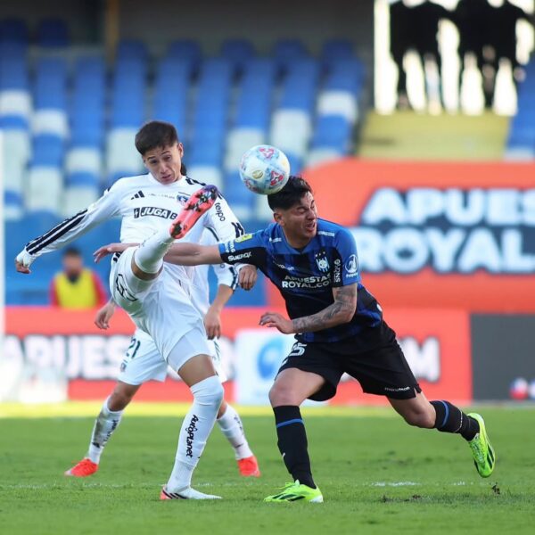 Colo colo mantiene el liderato tras empatar ante huachipato